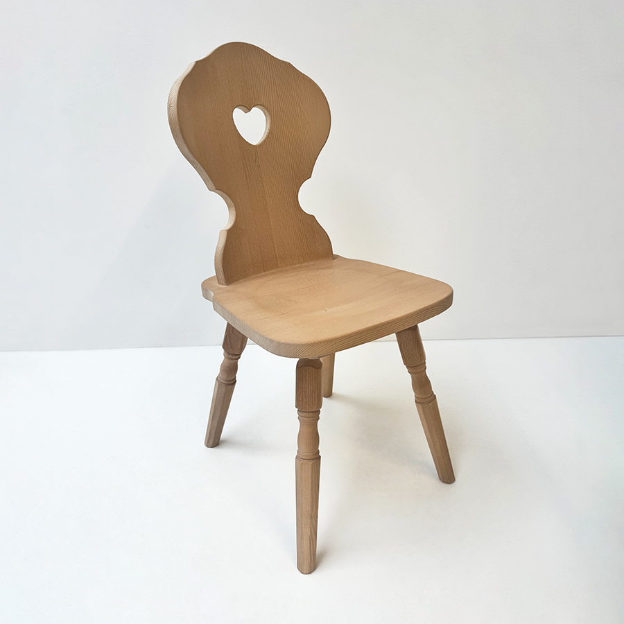 Bauernstuhl Munich, München, gedrechselter Fuß, Fichte, Rosner gewachst