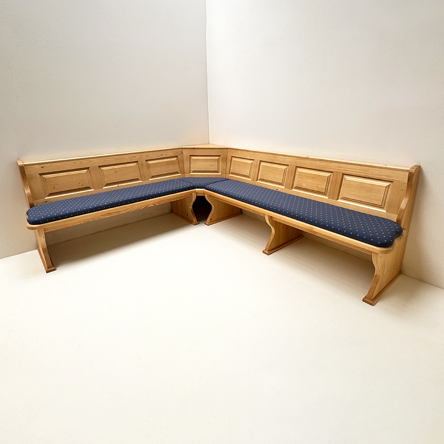 Eckbank Lindau 230/260 cm, ohne Truhen, Aussenwnagen glatt, Polsterplatten, Kundl blau