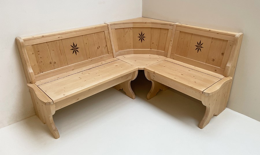 Eckbank Tirol, Sondermaß 165/140 cm, mit Truhen, Intarsien, Fichte Rosner gewachst