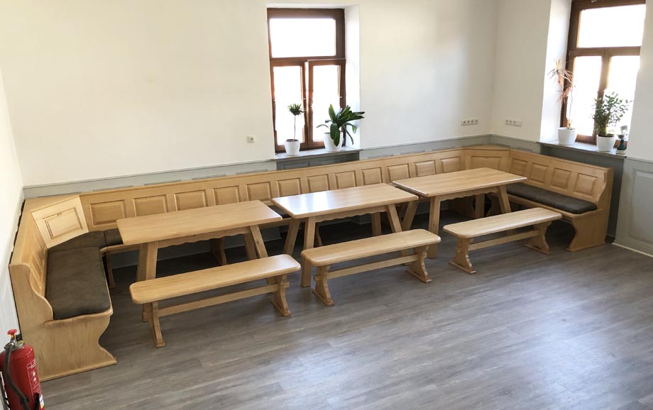 U-Eckbankgruppe Lindau U-Bank 210/590/210 cm nach Maß, Tische, Vorbänke, Polster Feel 235