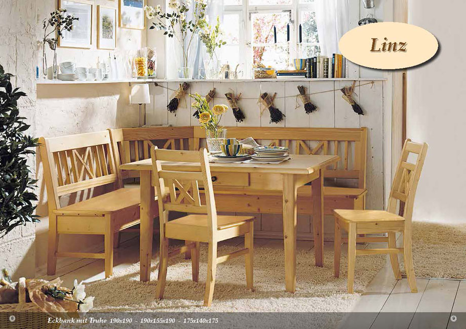 Eckbankgruppe Linz, Eckbank 175/140 cm , Vierfußtisch Ahornplatte 110/75 cm, 2 Stühle