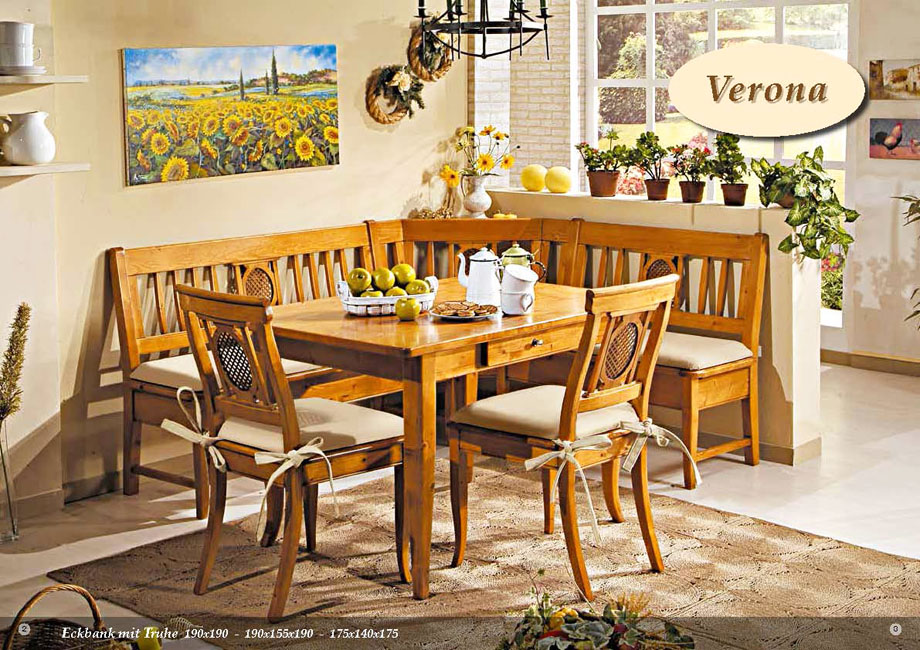 Eckbankgruppe Verona, Eckbank 175/140 cm , Vierfußtisch Ahornplatte 110/75 cm , 2 Stühle