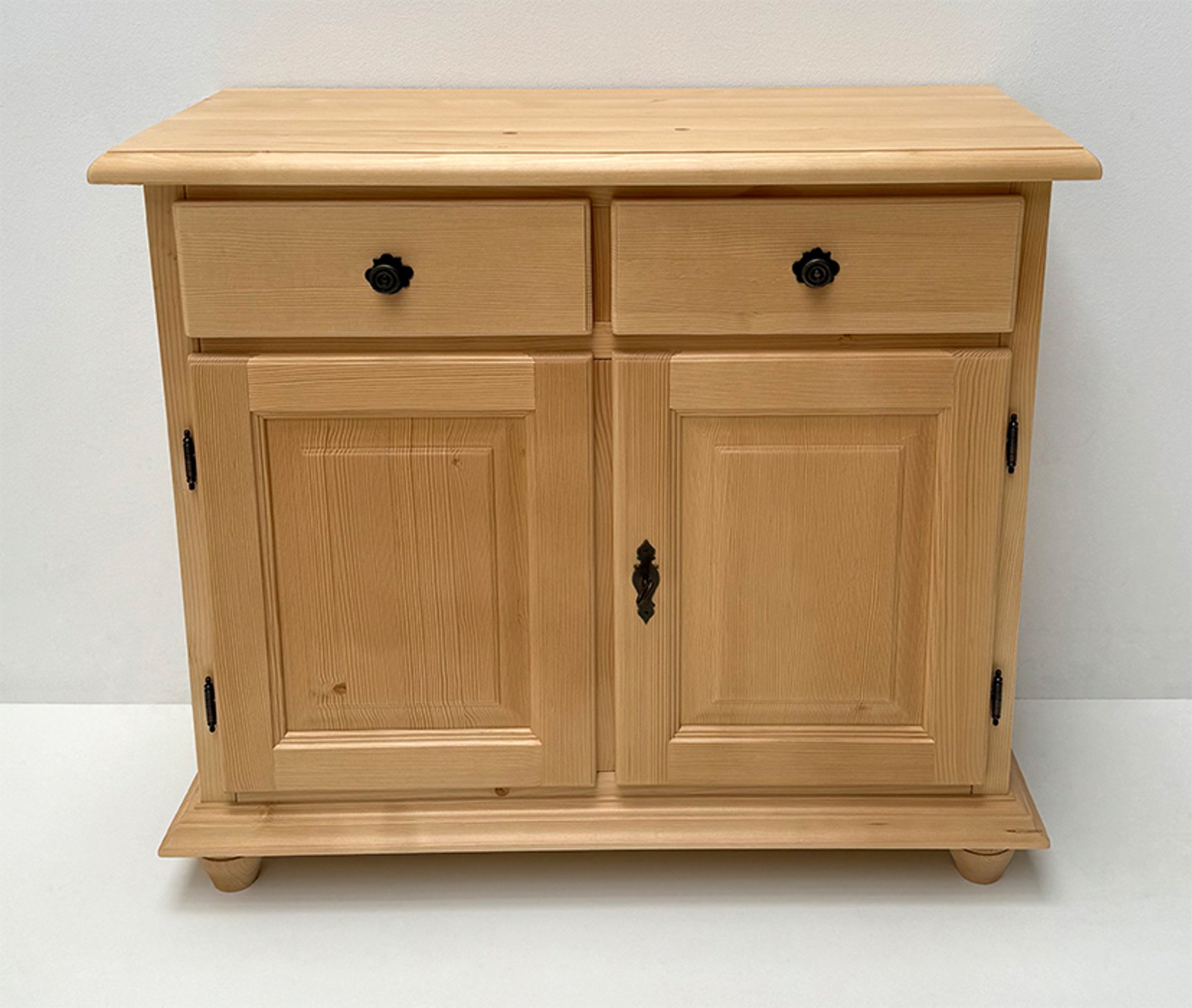 Kommode Füssen 2 Türen u. 2 Schubfächer, Sondermaß 95/85/40 cm, Rosner lackiert