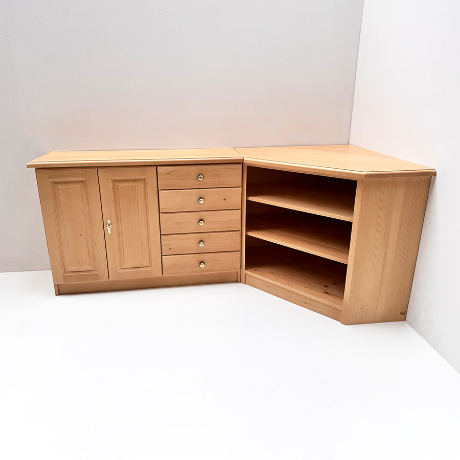 Anrichtenkombination Füssen , 2 Türen, 5  Schubladen, mit offenem Eckregal rechts
