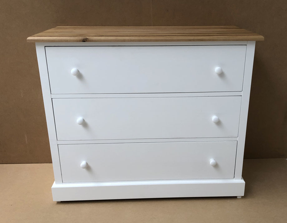 Anrichte Kommode Sideboard, 3 Schubladen, Kiefer, Deckplatte Eiche Weiß 004, Eiche P061