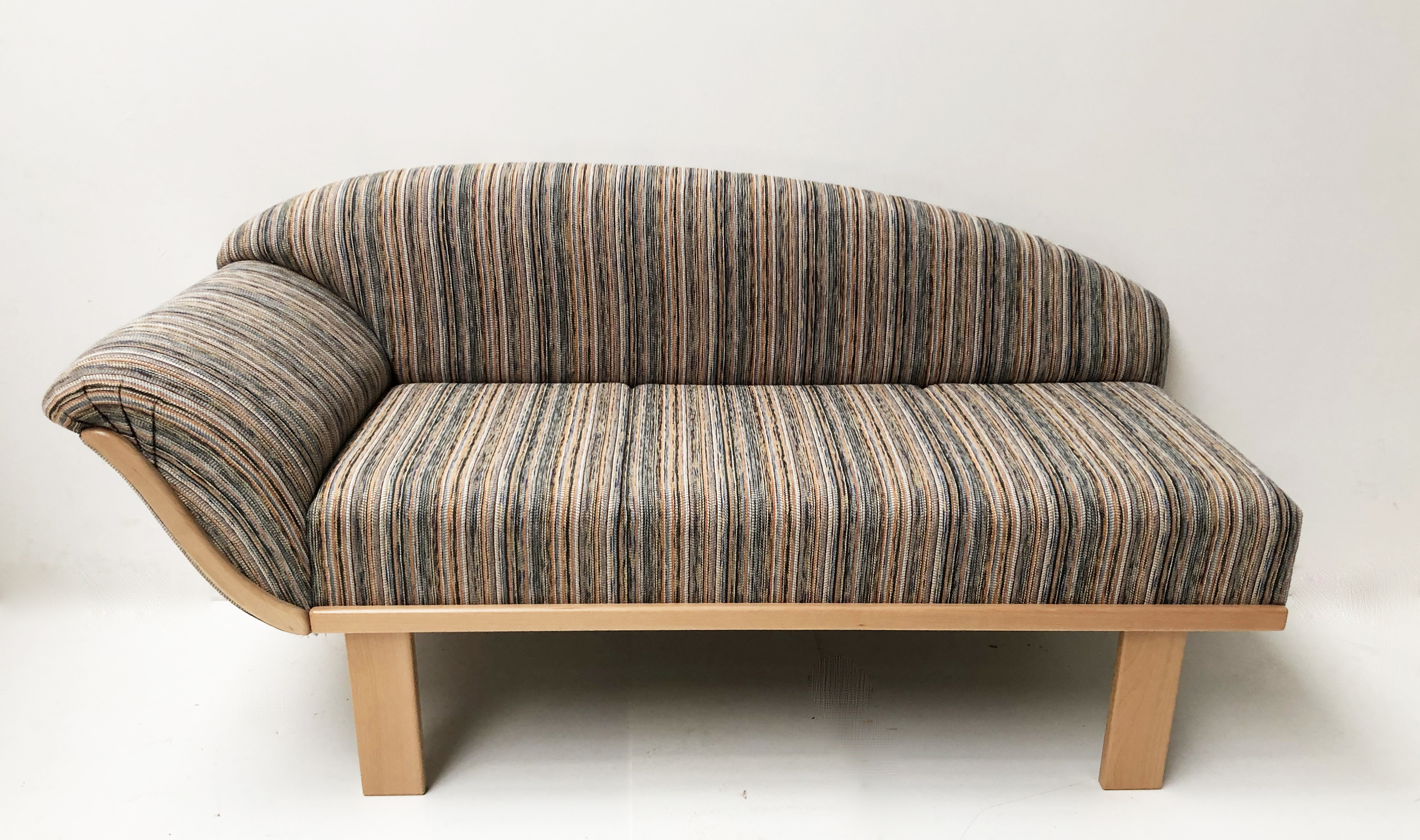 Küchencouch LINA, Esstischsofa, Sitzhöhe 50 cm, Salzburg MUnzert, 38 Lagerstoffe preisgleich