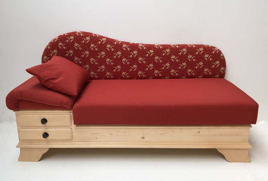 Kurzsofa Liege Chiemgau Sonderlänge 170 cm, Kössen rot, Wels rot ! in 38 Lagerstoffen preisgleich