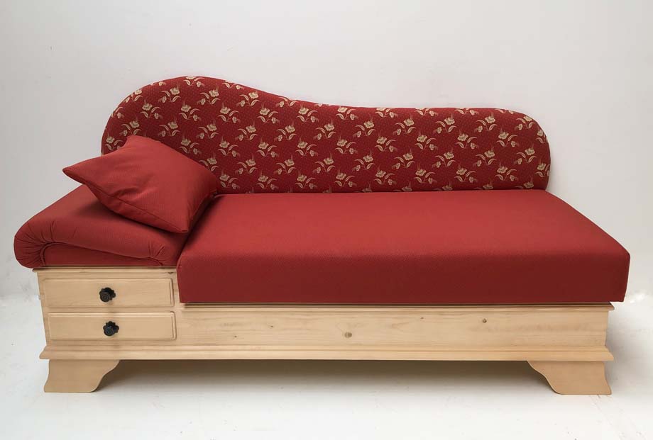 Kurzsofa Liege Chiemgau Sonderlänge 170 cm, Kössen rot, Wels rot !  in 38 Lagerstoffen preisgleich