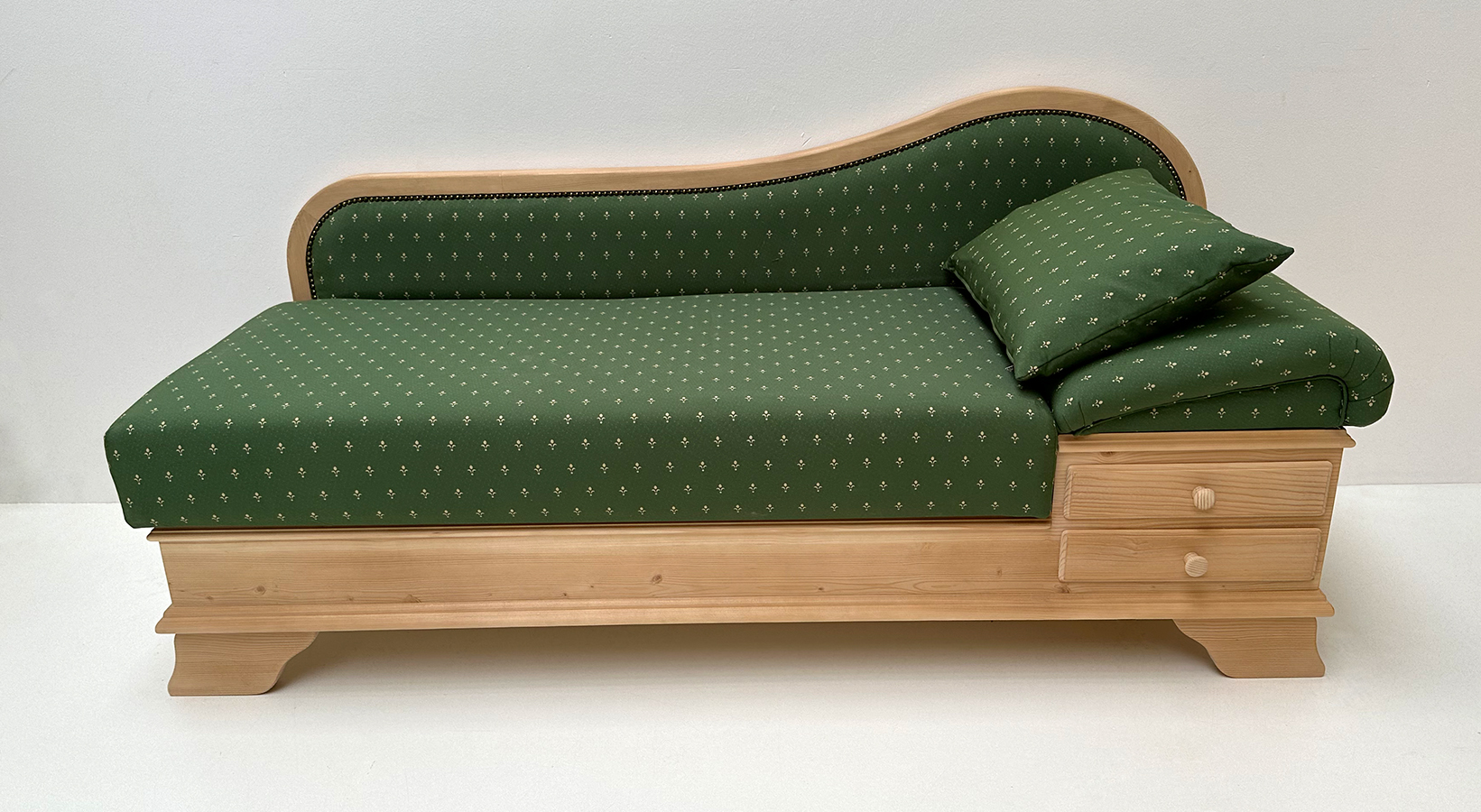 Sofa Liege Garmisch, Sonderlänge 180 cm, Kundl grün ! Neu ! in 38 Lagerstoffen preisgleich