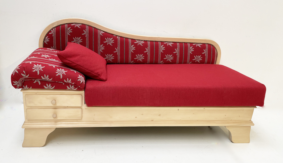 Sofa Liege Garmisch, Sonderlänge 180 cm, Sitzhöhe 50 cm, Stoff PERLE 2 x Ergriffenheit 50, Gespür 50