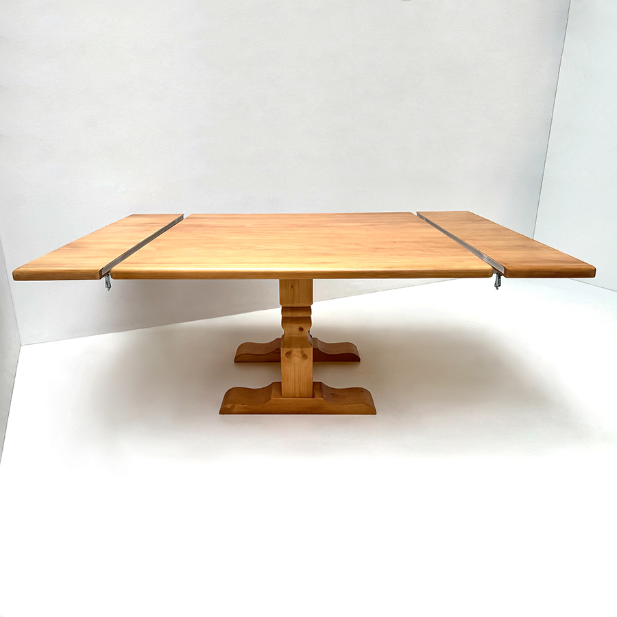 Klostertisch Mittelsäulen-Tisch, gefräste Säulen, 130/130 cm, 2 Ansteckplatten 30 cm,Chamonix 11458
