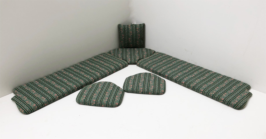 Kissensatz Polsterplatte Eckbankgruppe nach Kundenschablone, Waidhaus grün