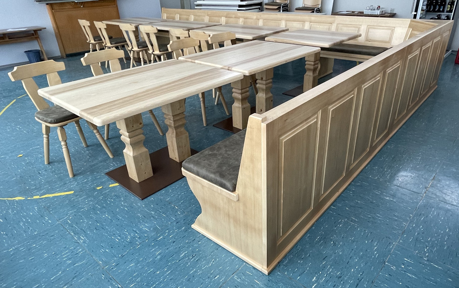 Rückwandverkleidung Eckbank 400 cm, mit Kassetten abgeplattet