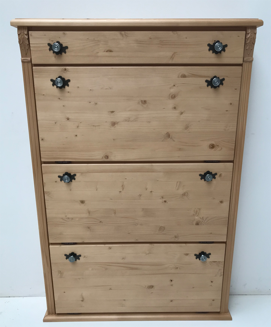 Schuhklappenschrank_Fuessen-5226.jpg
