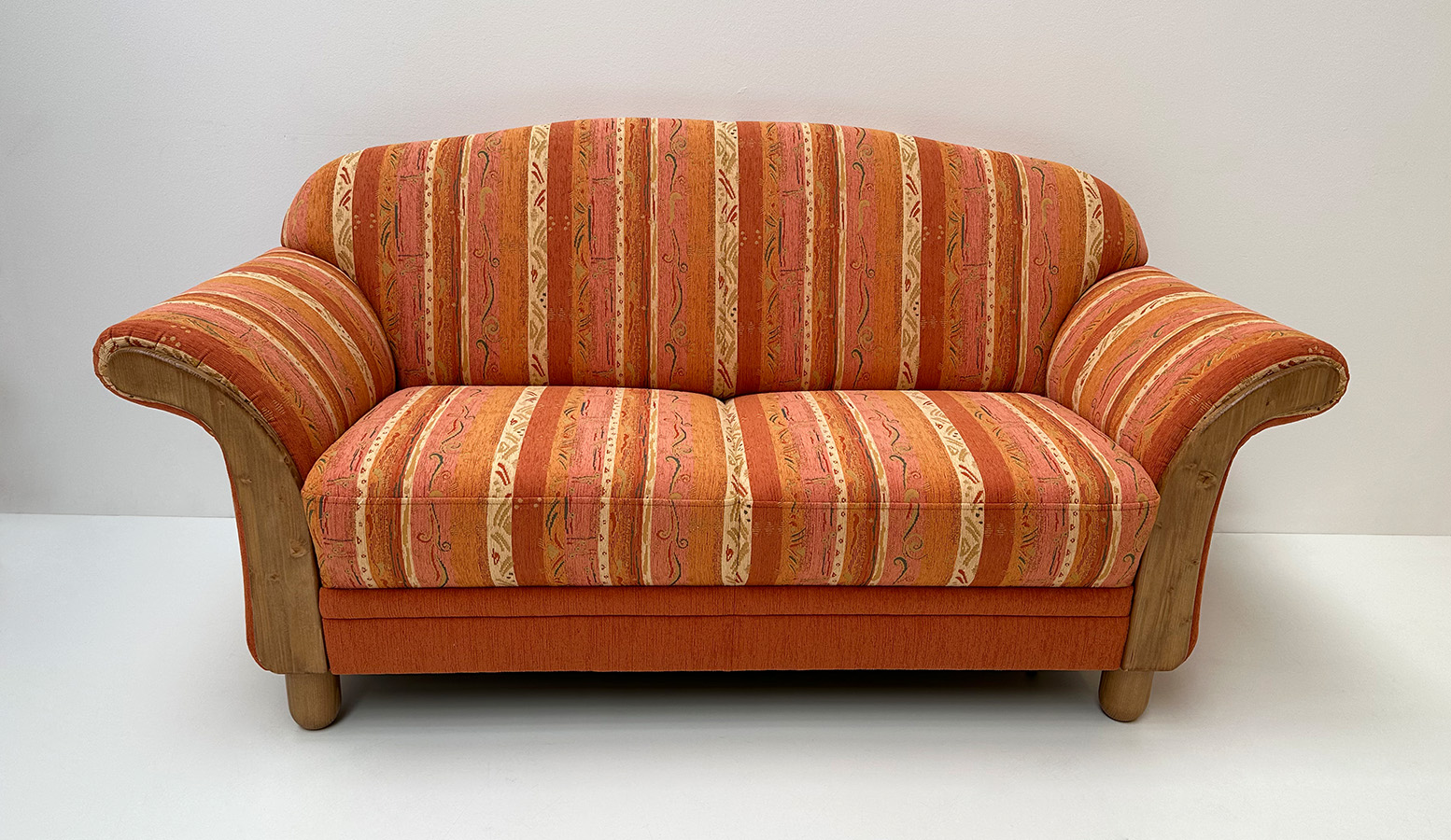 Polstersofa Wallis 344-25, 2,5-Sitzer, L= 185 cm, Holzchatose Kleur 2, Pocking terra, Pocking uni