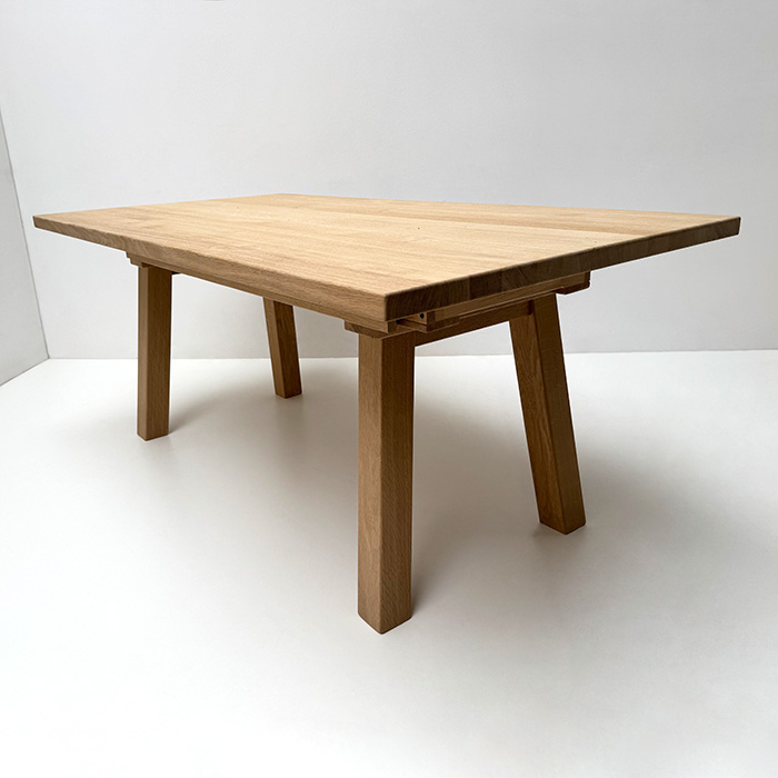 Vierfußtisch 4510 Zargenauszug Schub, Einlegeplatte 40 cm, Wildeiche, gerader Fuß, 180/95 cm, roh