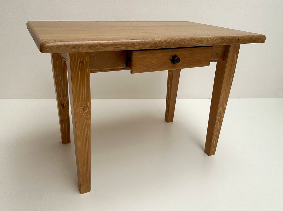 Vierfußtisch Nürnberg 70/110 cm Schubladen, Gestell Fichte Antik dunkel, Platte Eiche Natur lackiert