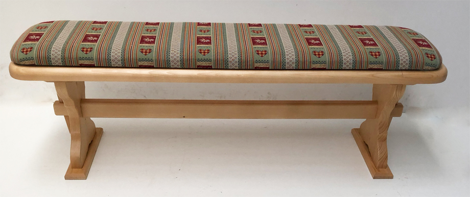 Vorbank Lindau,  Ausführung schwer, mit verbreiterten Füßen, Länge 150 cm, Polsterplatte, TS-2001