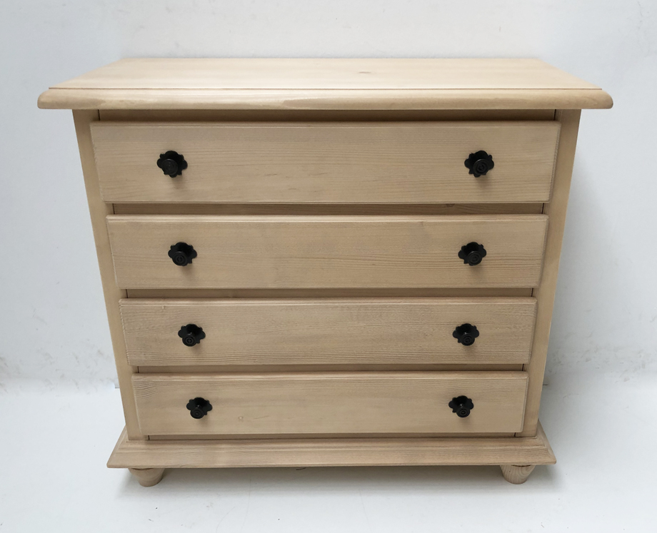 Wäschekommode Schubladenkommode Trient Firenze 4 Schubladen,  Rosner gewachst, Metallknöpfe