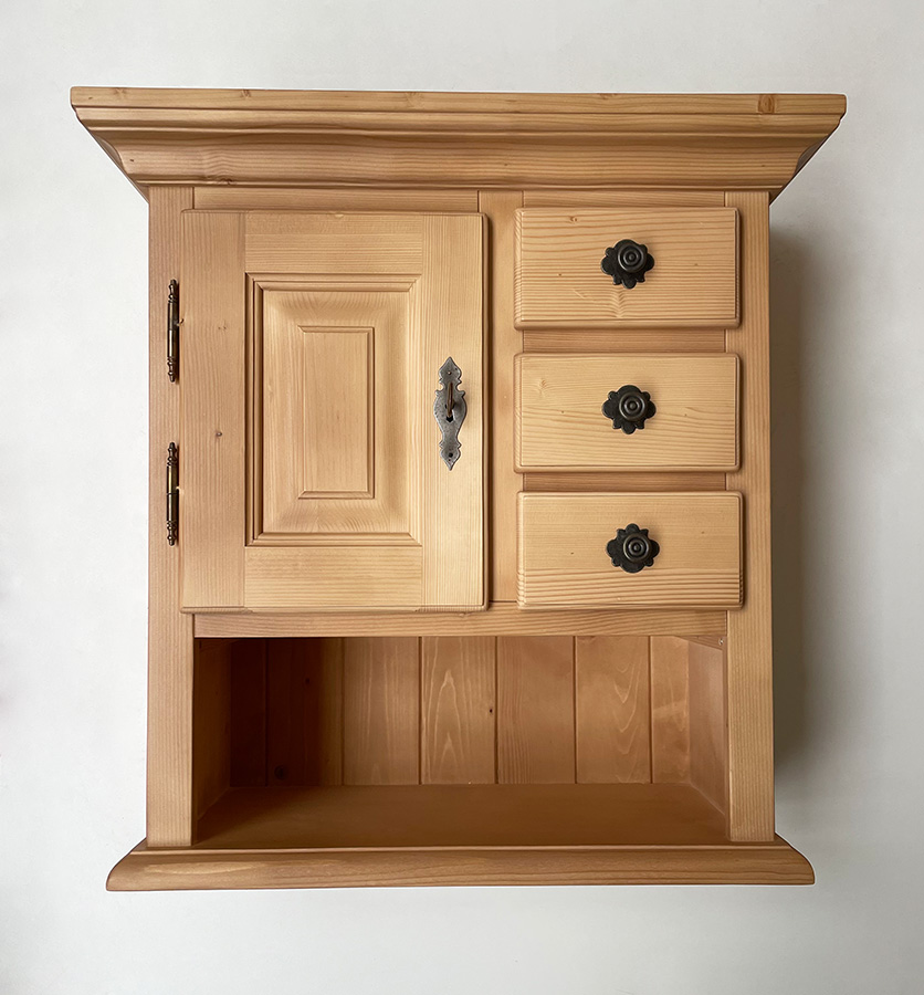 Hängeschrank, Kastl, Wandkästchen mit Holztüre