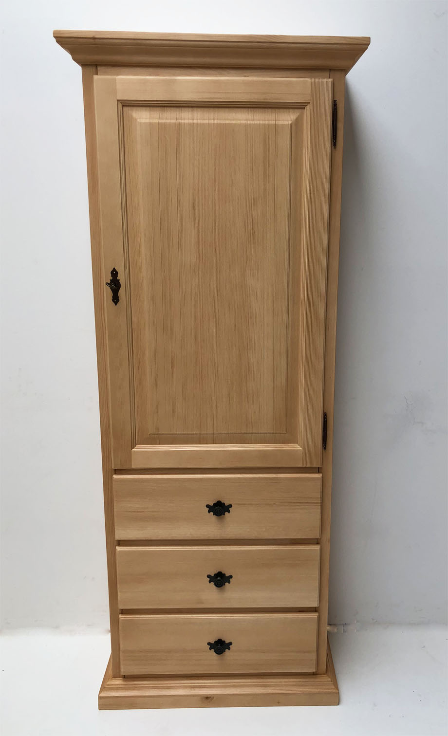Regale und Regale nach Maß - Landhausmöbel Dietersheim Regale und Regale nach Maß - Landhausmöbel Dietersheim