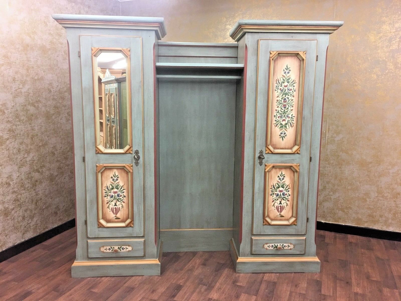 Voglauer Anno 1700 Garderobenschrank Flurgarderobe