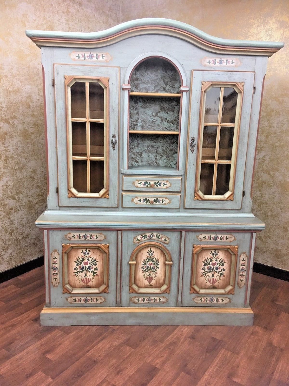 Voglauer Anno 1700 Altblau Buffet Schrank Vitrine