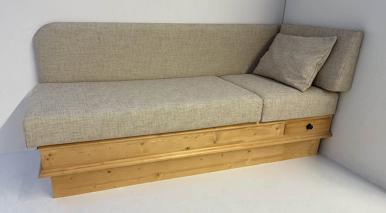 Anbauliege Ofenbankliege Chiemgau