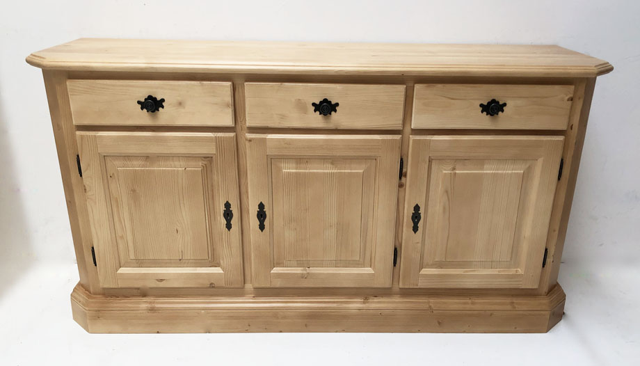 Anrichte Partenkirchen Tölz, mit Sockel, 3-trg.