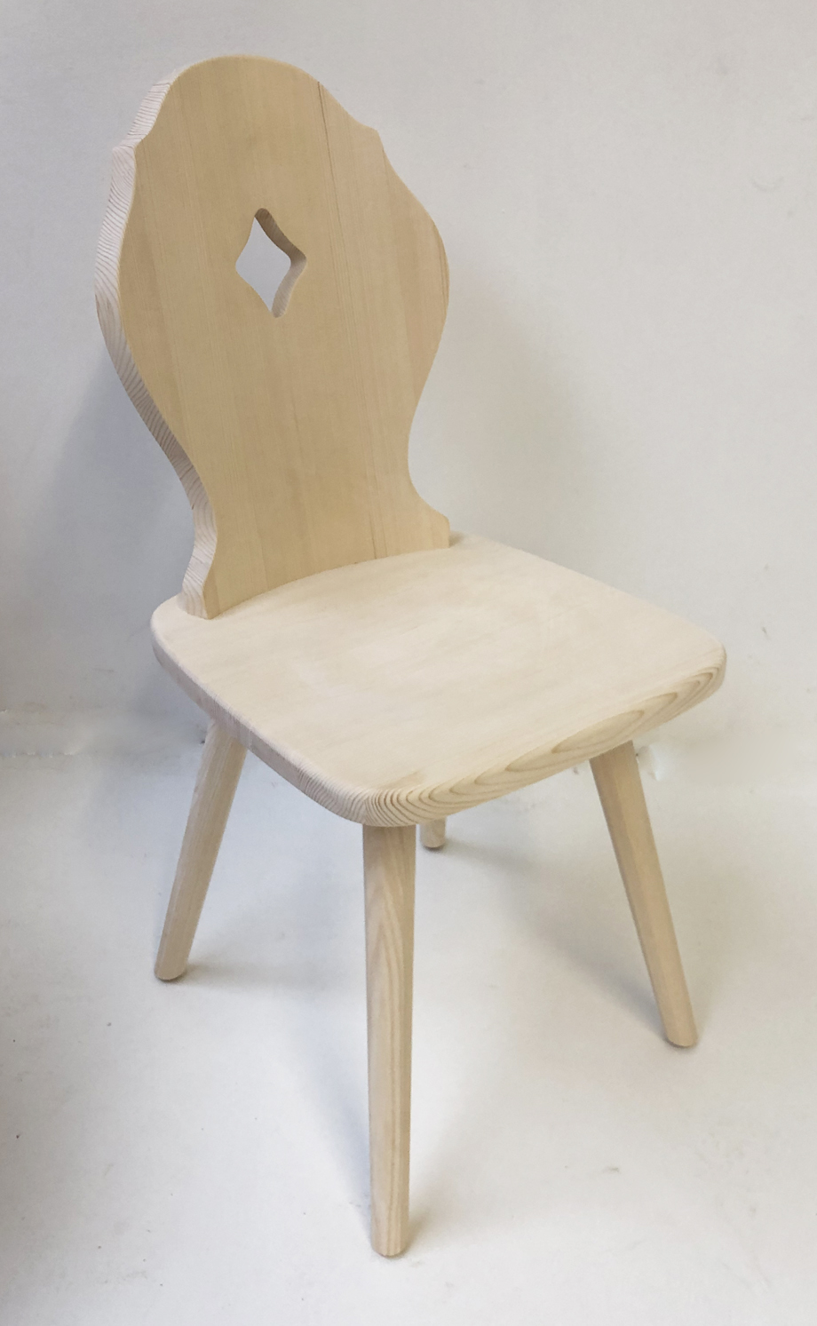 Bauernstuhl 1010 mit gebogener Rückenlehne, Fichte massiv, unbehandelt