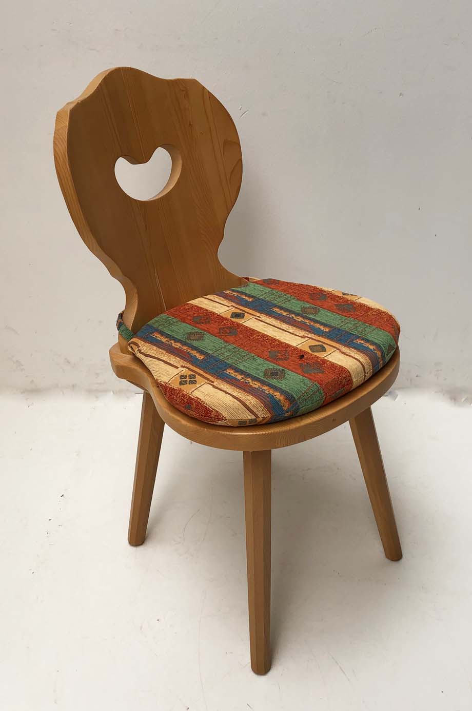 Bauernstuhl Landau mit Stuhlkissen genäht, Stoff Pocking bunt, 38 Lagerstoffen preisgleich