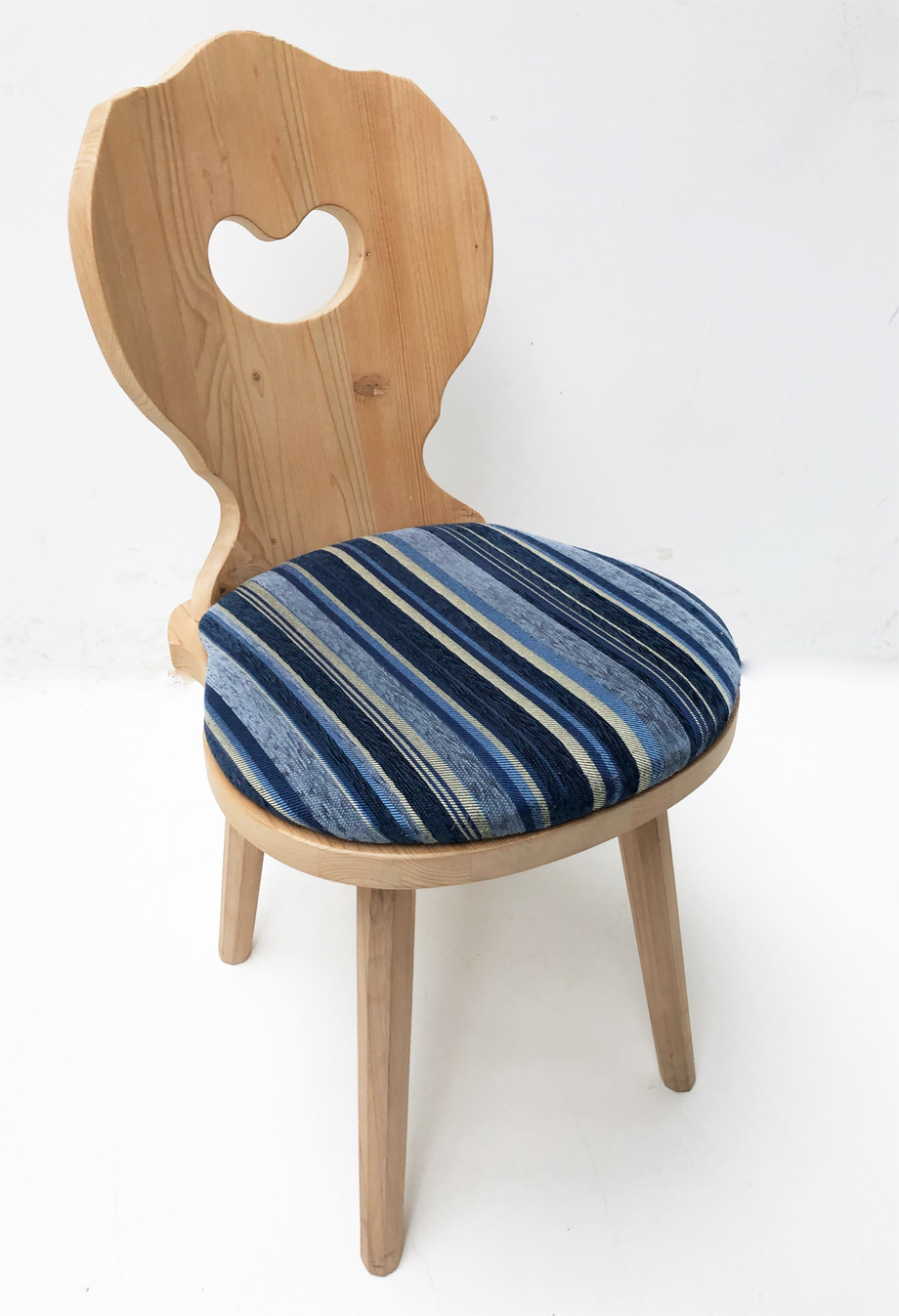 Bauernstuhl Landau mit Polsterplatte, Stoff Edmonton blau, jetzt in 38 Lagerstoffen preisgleich