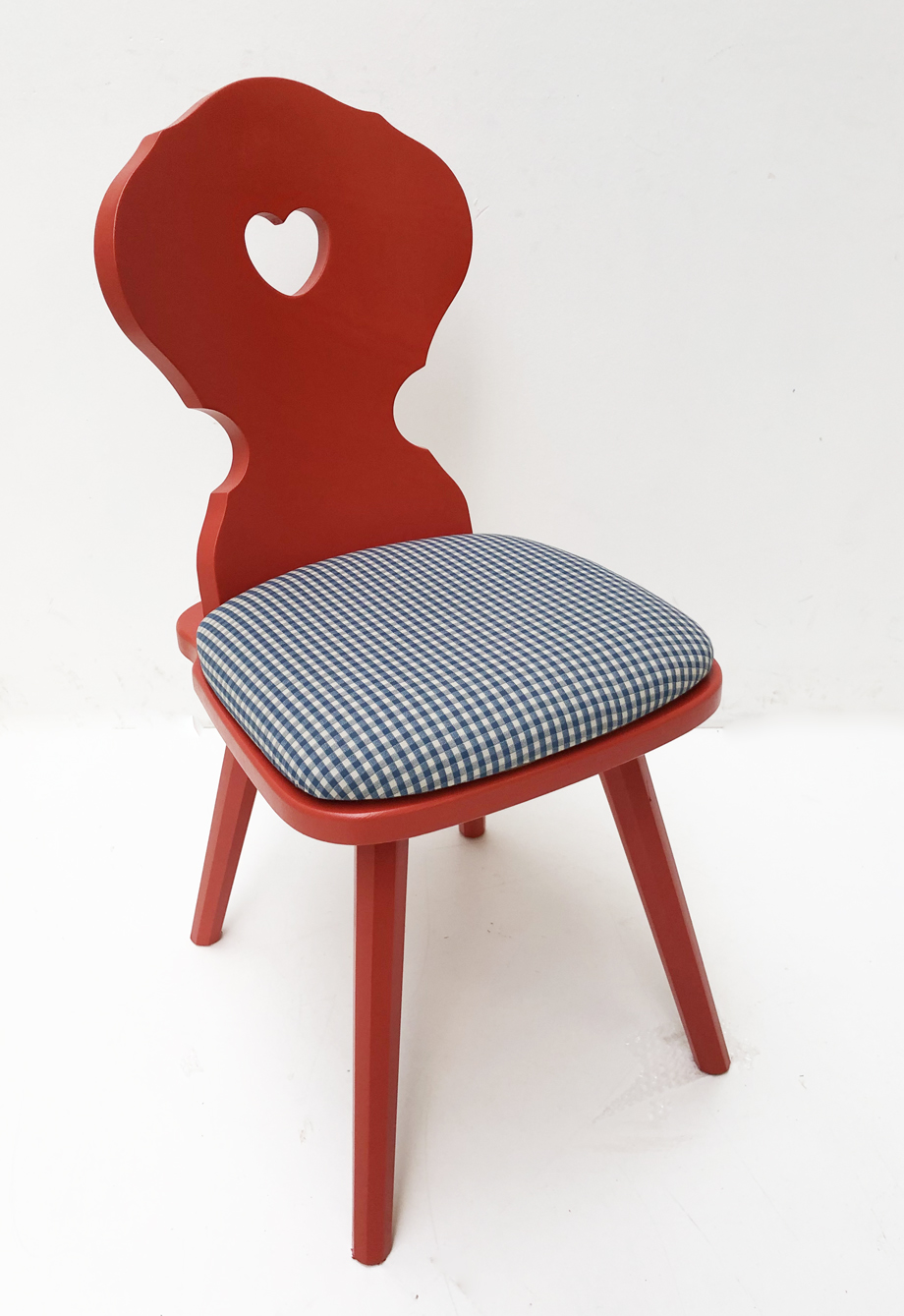 Bauernstuhl Munich, München, Fichte, RAL3016 rot, Polsterplatte Attersee 102 karo blau