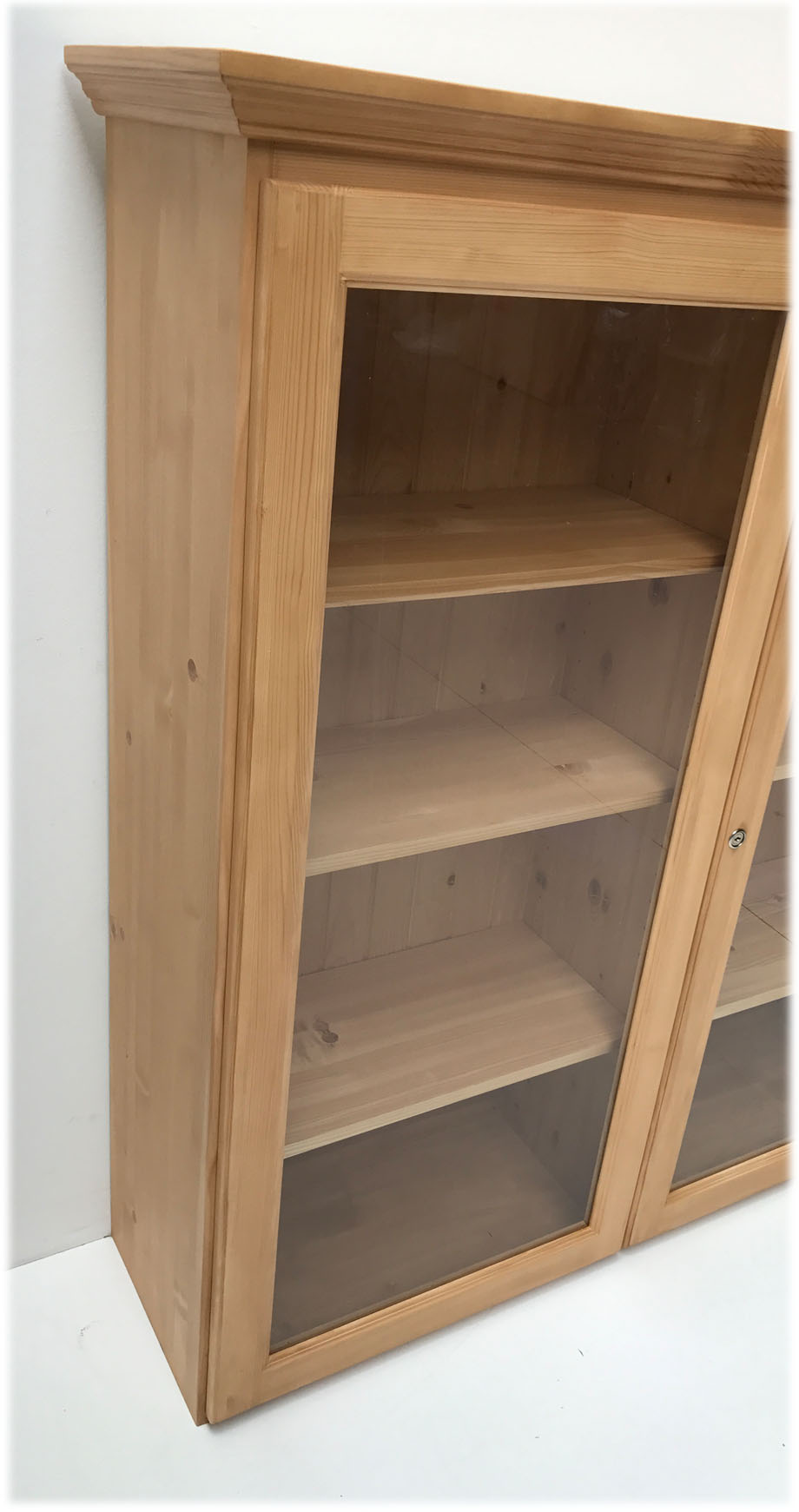 Bücherregal Mit Glastüren Massiv