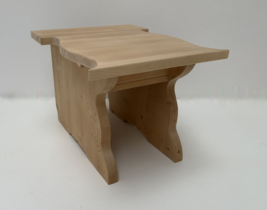 Anstellhocker Eckbank Landau, Wangen geschnitzt, Rosner gewachst