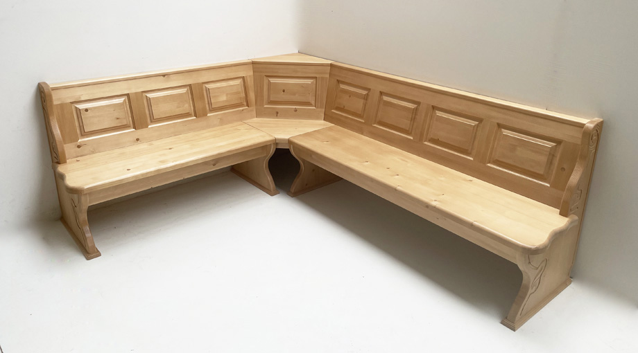 Eckbank Lindau 195/240 mit Truhen aufklappbar, Aussenwangen geschnitzt