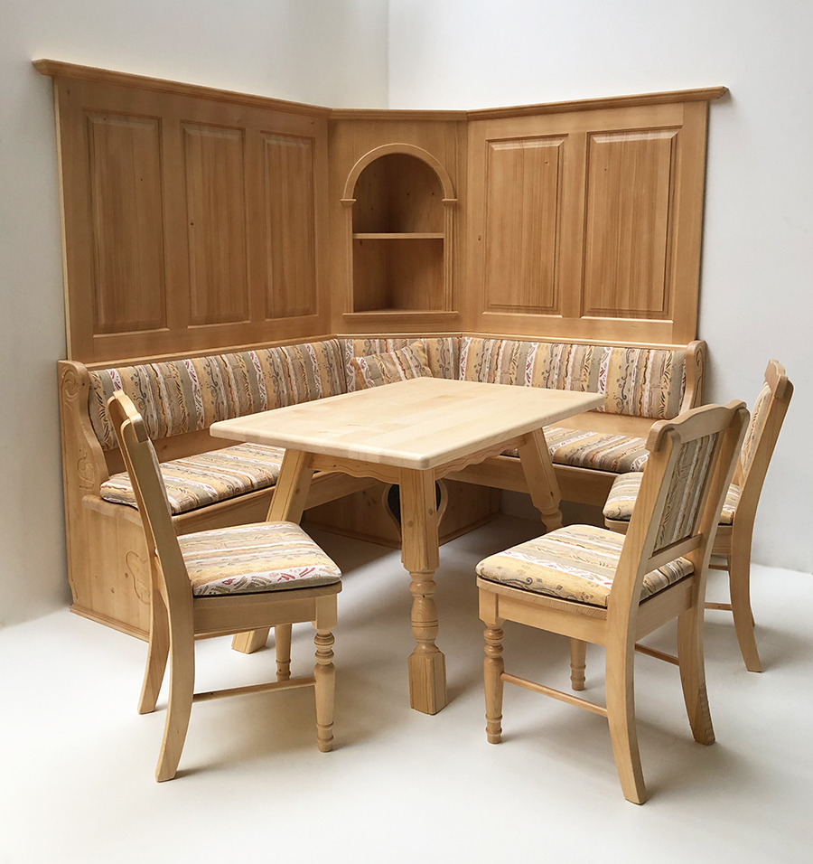 Eckbankgruppe Lindau 195/165cm, Truhen,  Wandverkleidung, geschnitzt, Vollpolster, Pocking beige