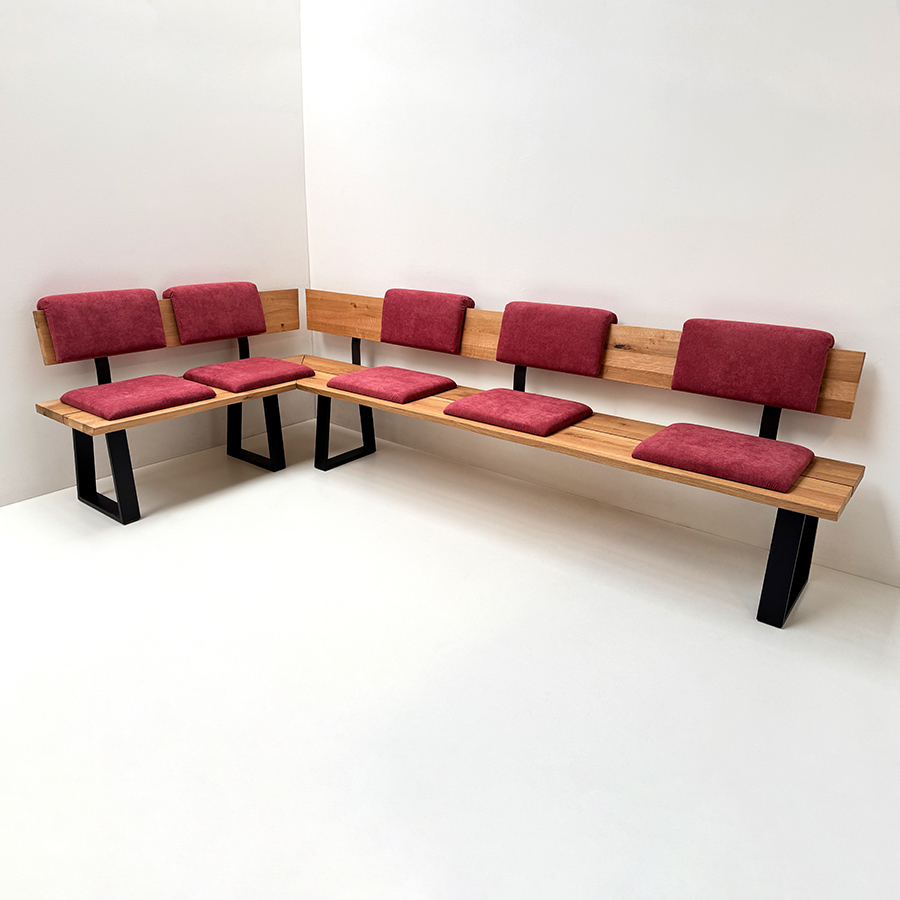 Eckbank Baumbank Oviedo, 160/300 cm, Wildeiche geölt, Einhängepolster, Schiebekissen Mercury 114 rot