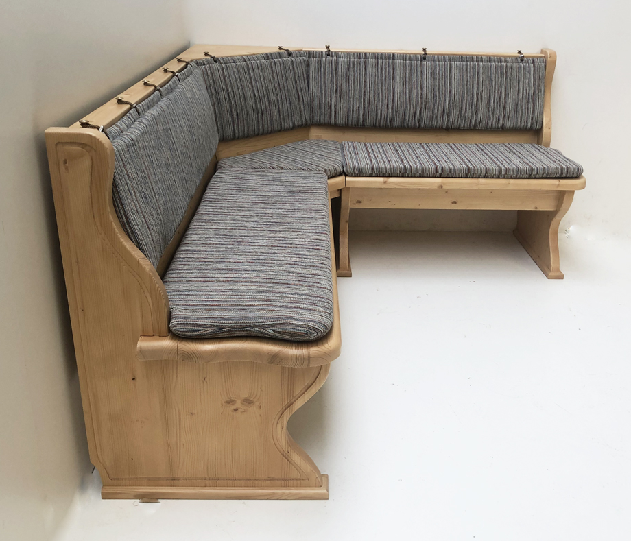 Eckbank Lindau 195/165 cm, extra tiefe Truhen, Kissen u. Rückenpolster