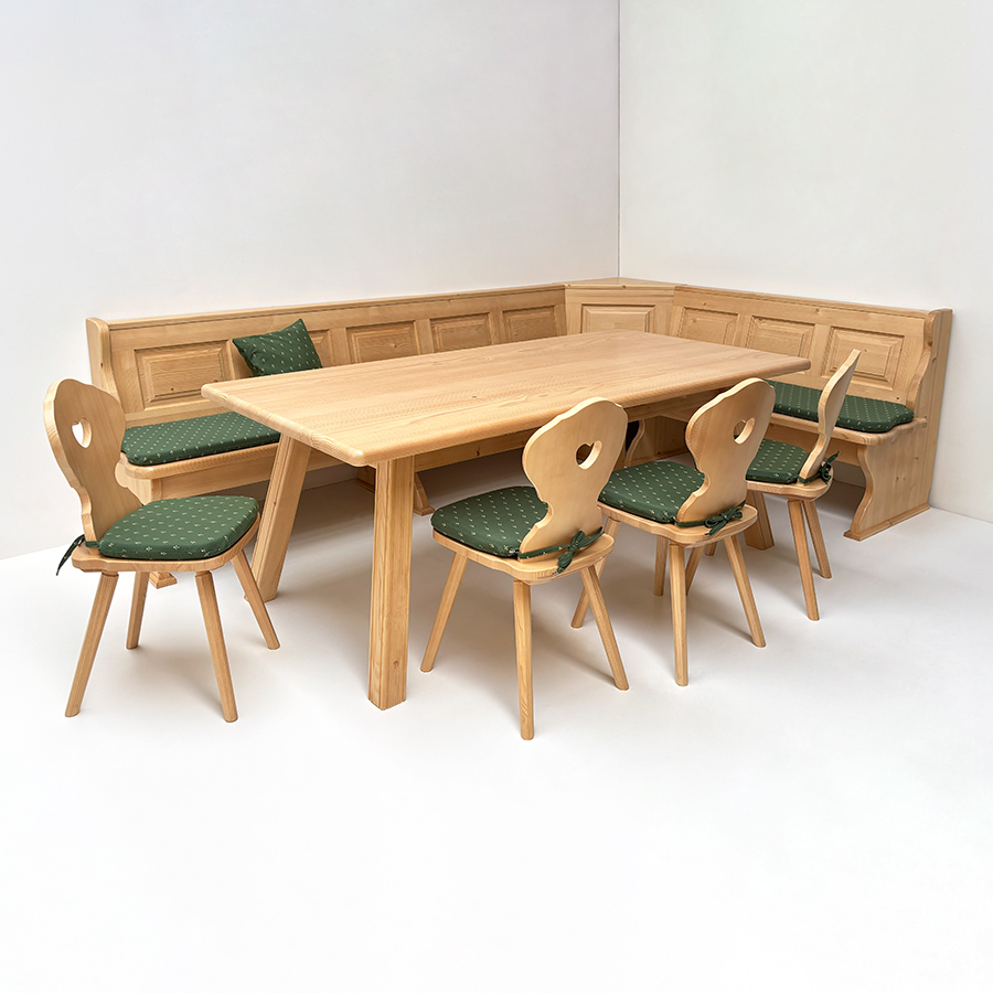 Eckbankgruppe LINDAU 300/200, Truhen, Tisch 4510 200/100, Stuhl Munich, Kundl grün