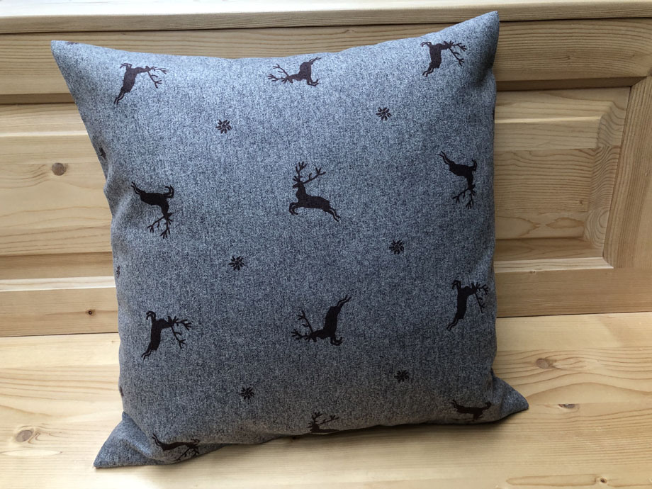 Federkissen, Kissen genäht  50/50 cm mit Reissverschluss, Stoff Hirschau caramel