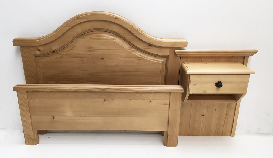 Hotel Einzelbett Trient 100/200 cm, Hotel-Einzelbett, niedriges Fußteil, Nachtkonsole B 50 cm rechts