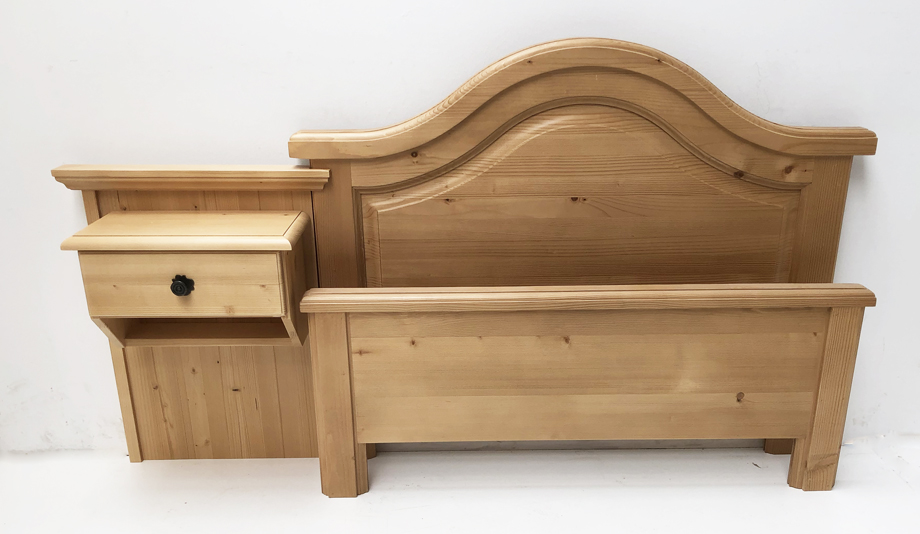 Hotel Einzelbett Trient 100/200 cm, Hotel-Einzelbett, niedriges Fußteil, Nachtkonsole B 50 cm links