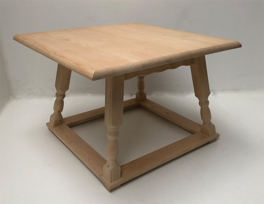 Jogl-Tisch 4520-Amberg 110/110 mit Schubladen, mit Fußrahmen, Profil Amberg 