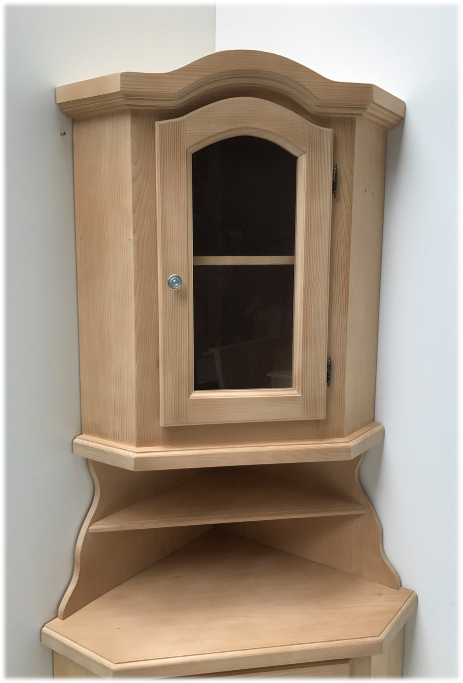 Eckbuffet Lindau Wandmaß 60/60 cm , Höhe 209 cm, mit Klarglas