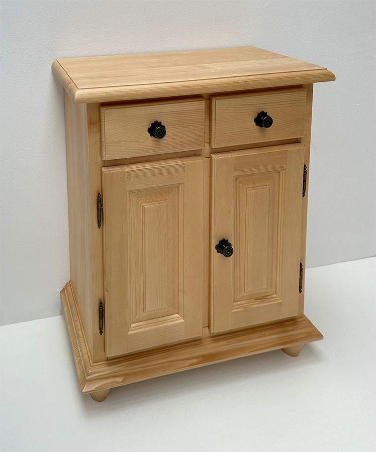 Kommode Füssen, B70 cm, 2 Türen, 2 Schubladen, mit  Metallknopf, Rosner lackiert