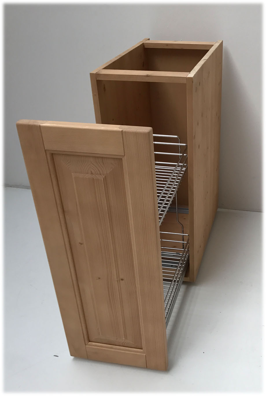 Unterschrank mit Auszug, 30/58/72 cm, (B/T/H) - Landhausmöbel Dietersheim