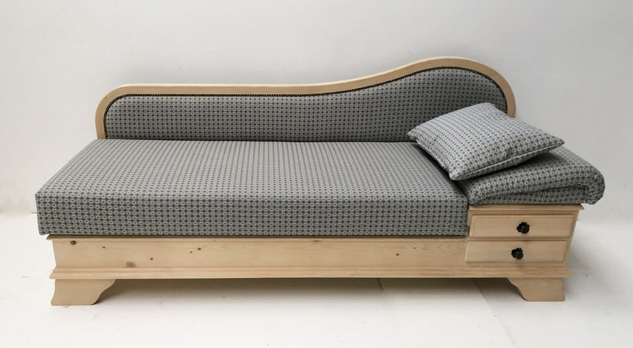 Sofas Liegen Recamieren In Hunderten Stoffen Landhausmobel Dietersheim