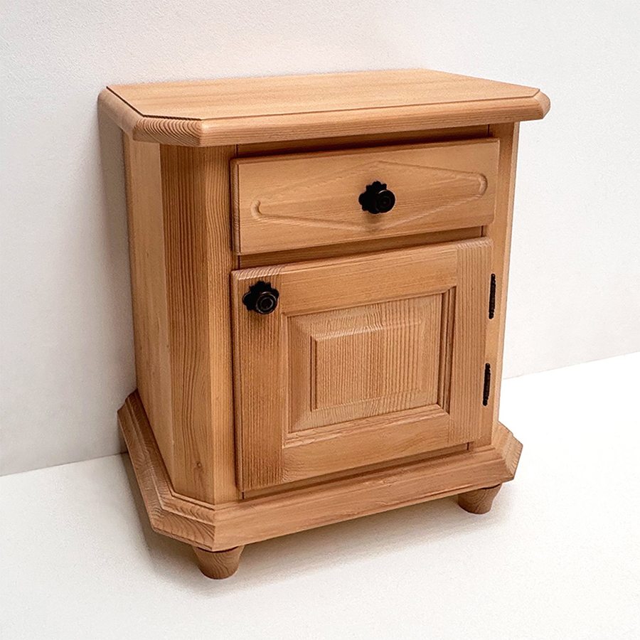 Nachtkommode Nachtkästchen Trient-Mozart rechts, mit Raute, Rosner gewachst