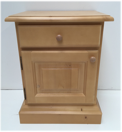 Nachtkommode Firenze gerade mit Sockel, links